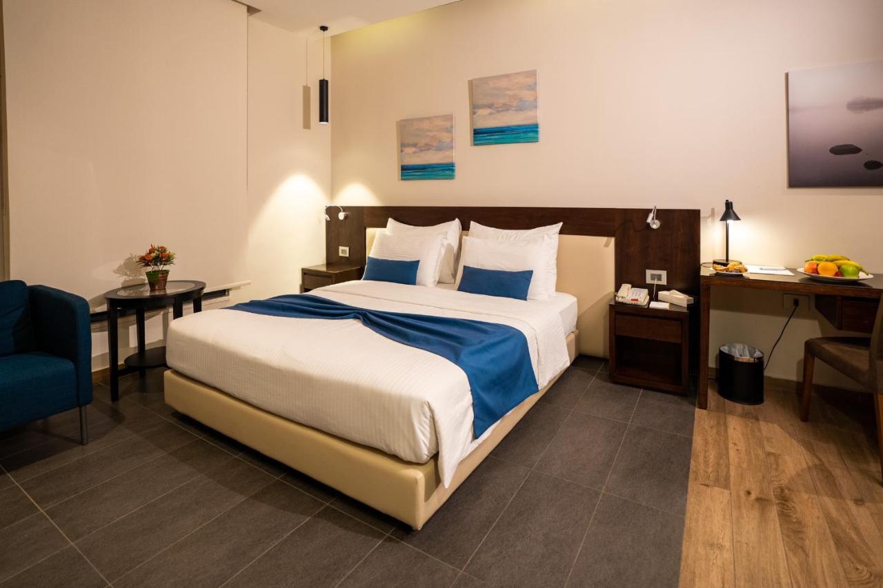 The Compass Hotel Amman Luaran gambar