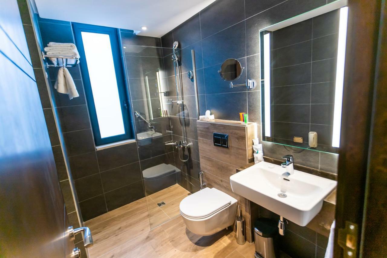 The Compass Hotel Amman Luaran gambar